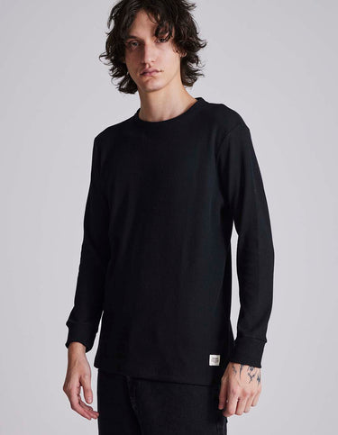 Buzo Pull Waffle Negro